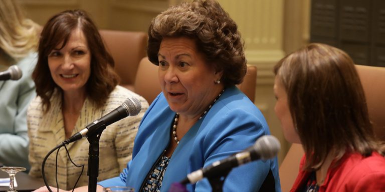 5 Ways to Become an Influential Woman in Health IT