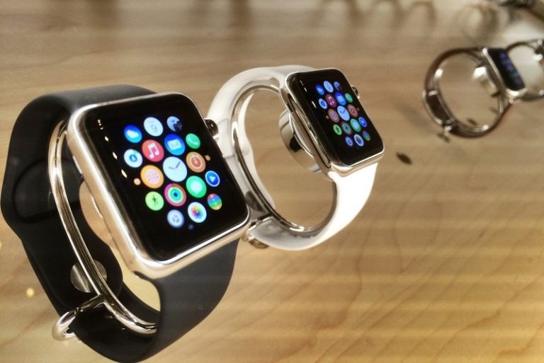 Apple receives FDA clearance for heart rhythm-sensing Apple Watch Series 4