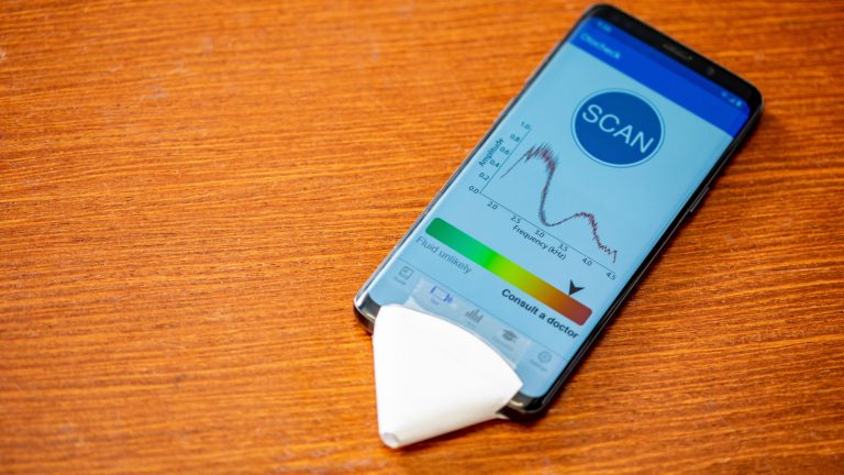 Scientists Say They’ve Created a Smartphone App That Can Hear Ear Infections