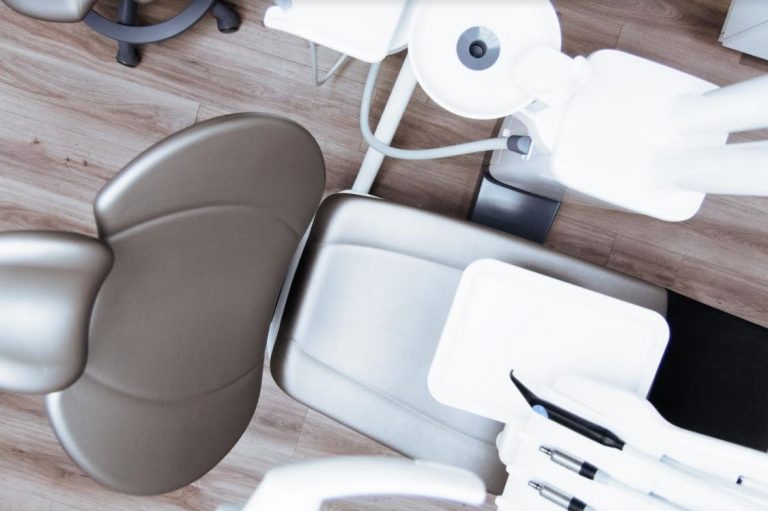 Top 5 Reasons People Choose Dental Implants