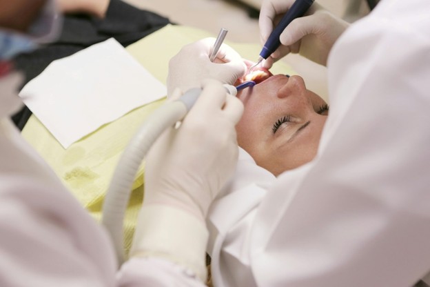 What Happens During a Routine Dental Cleaning in Las Vegas