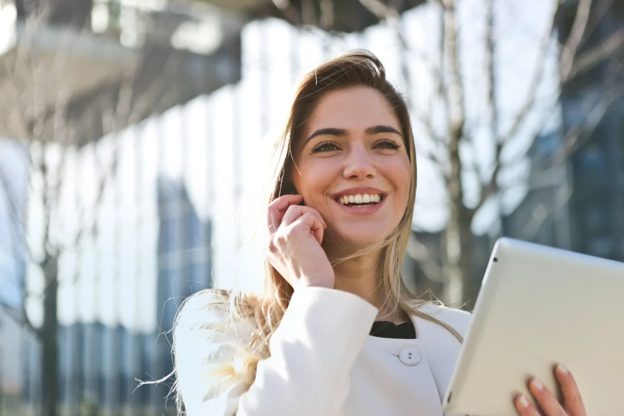 Understanding and Managing Tooth Discoloration: Safe At-Home Whitening Methods