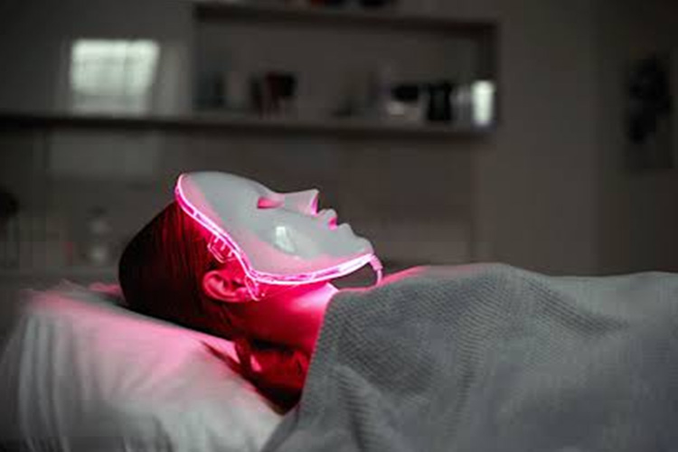 Best Red Light Therapy Devices as a Sun Replacement
