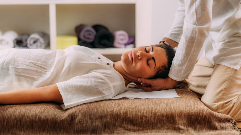 Recovering From Whiplash: What To Expect And How To Support Healing