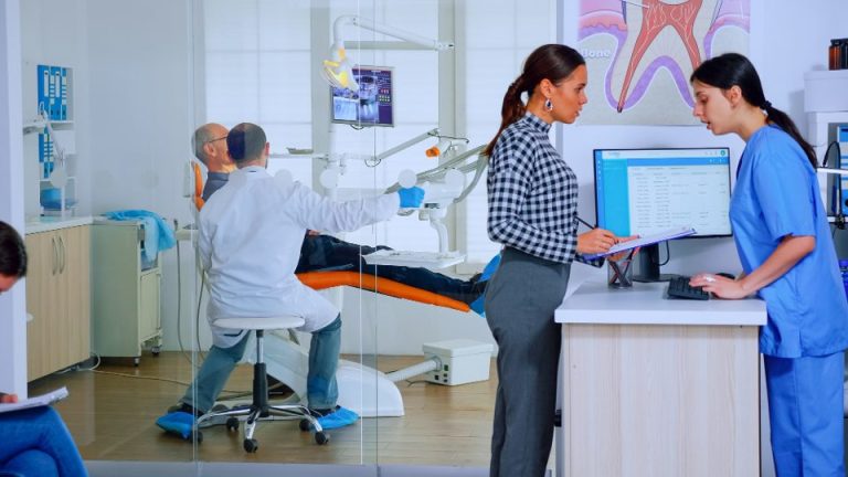 How to Find the Right Dental Clinic in Blacktown: A Practical Guide