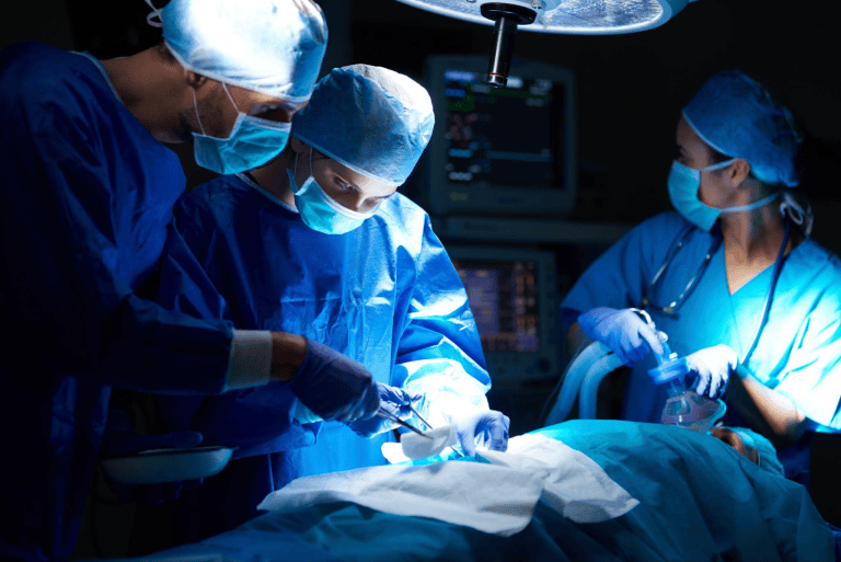 Beyond Open Surgery: How Minimally Invasive Gynecological Procedures Are Changing Women’s Healthcare