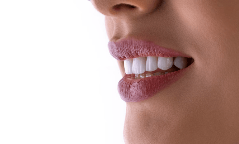A Practical Guide to Smile Reconstruction, Aesthetic Dentistry, and Oral Health